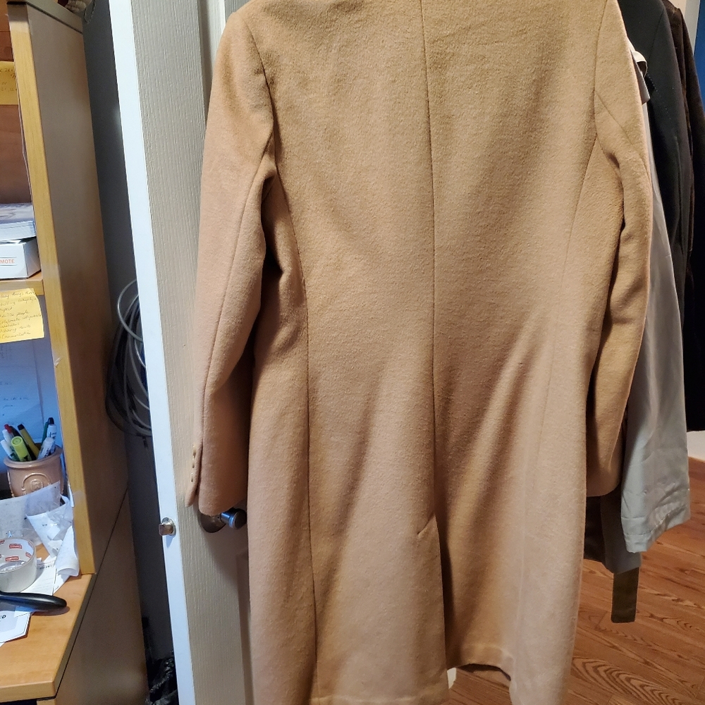 Womens overcoat - Picture 6 of 8